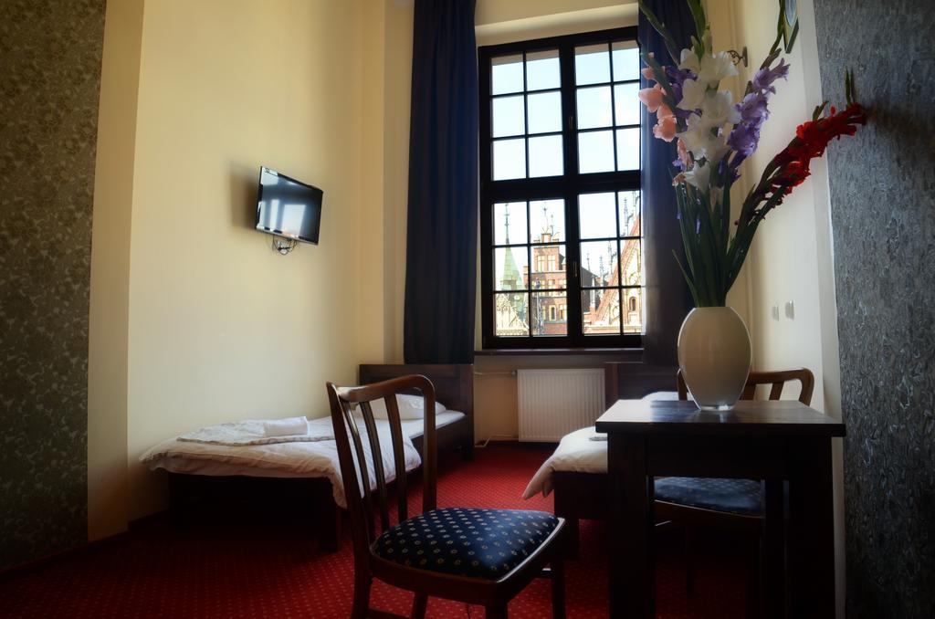 The One Hostel Вроцлав Номер фото