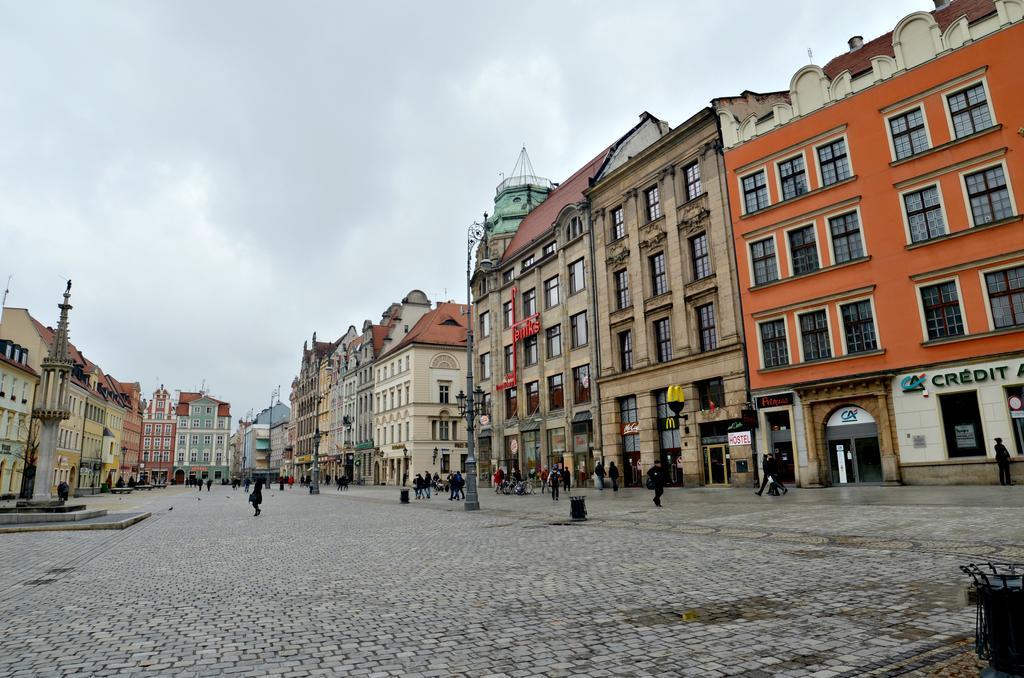 The One Hostel Вроцлав Экстерьер фото