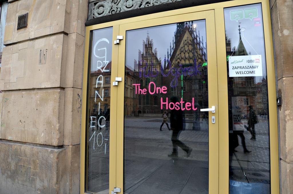 The One Hostel Вроцлав Экстерьер фото